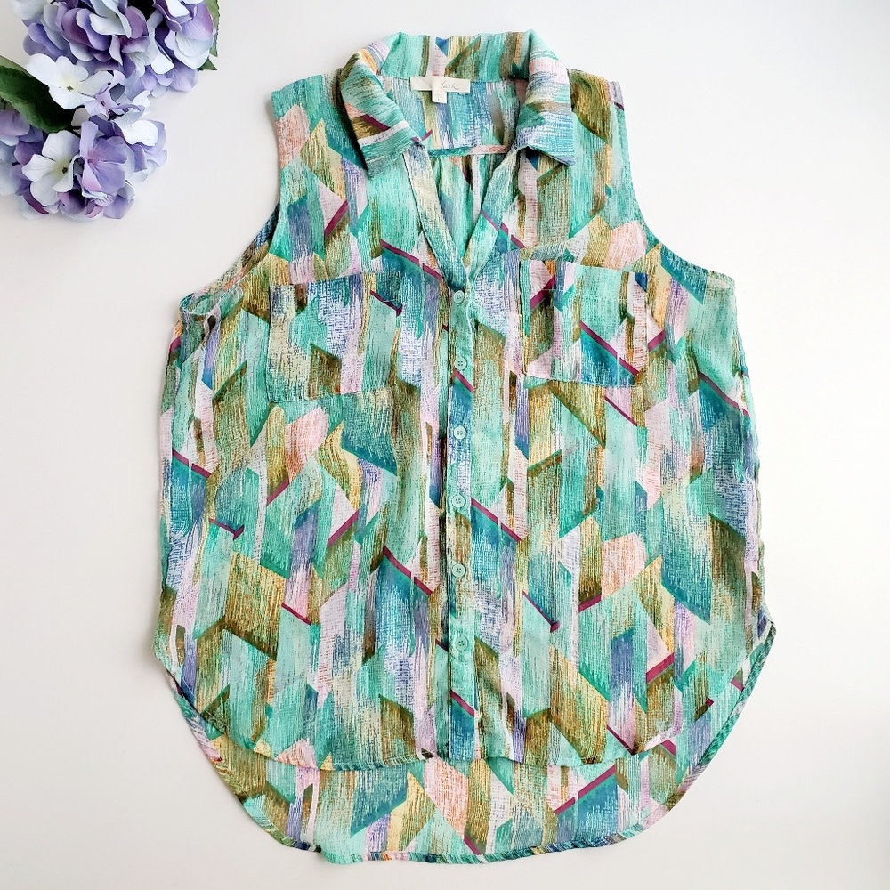 LUSH | Sleeveless Chiffon Blouse